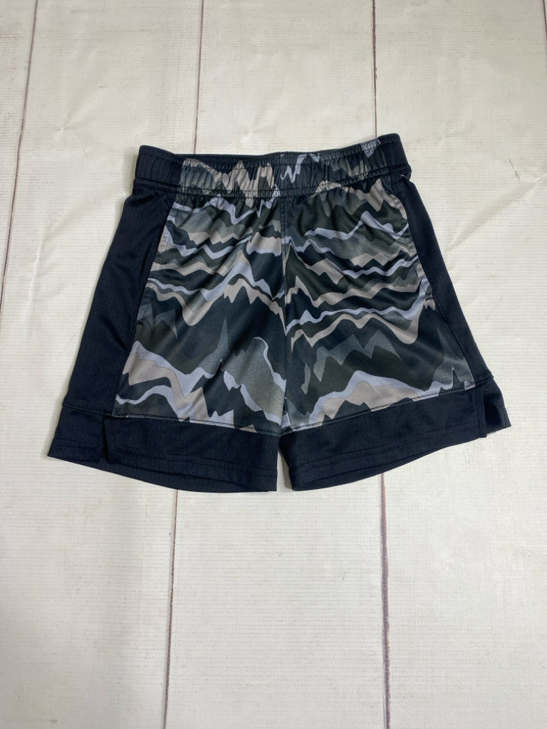 All in Motion Size 4/5 Shorts