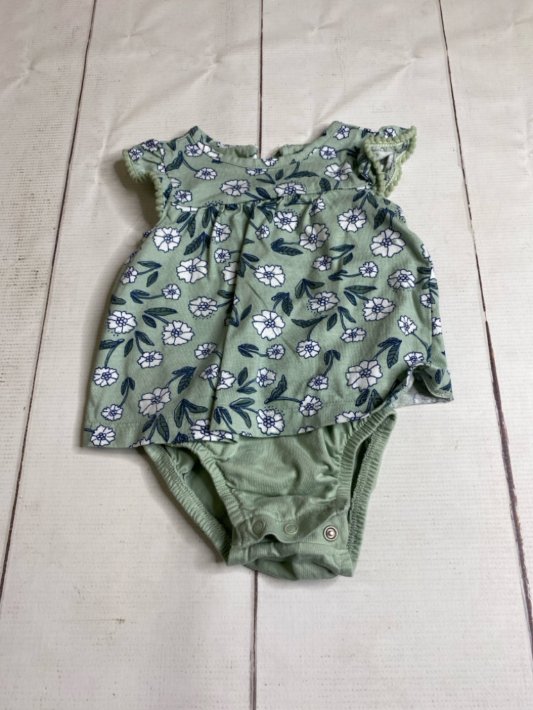 Carter's Size 6M Romper