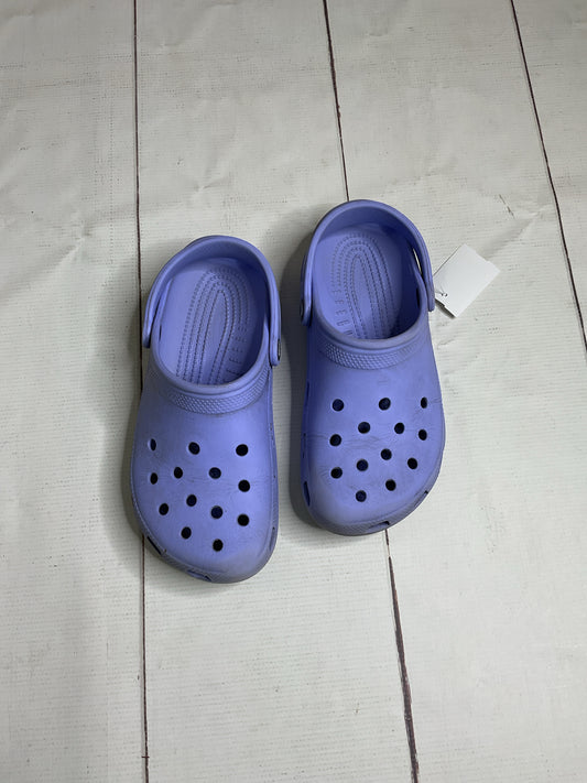 Crocs Size 8 Sandals