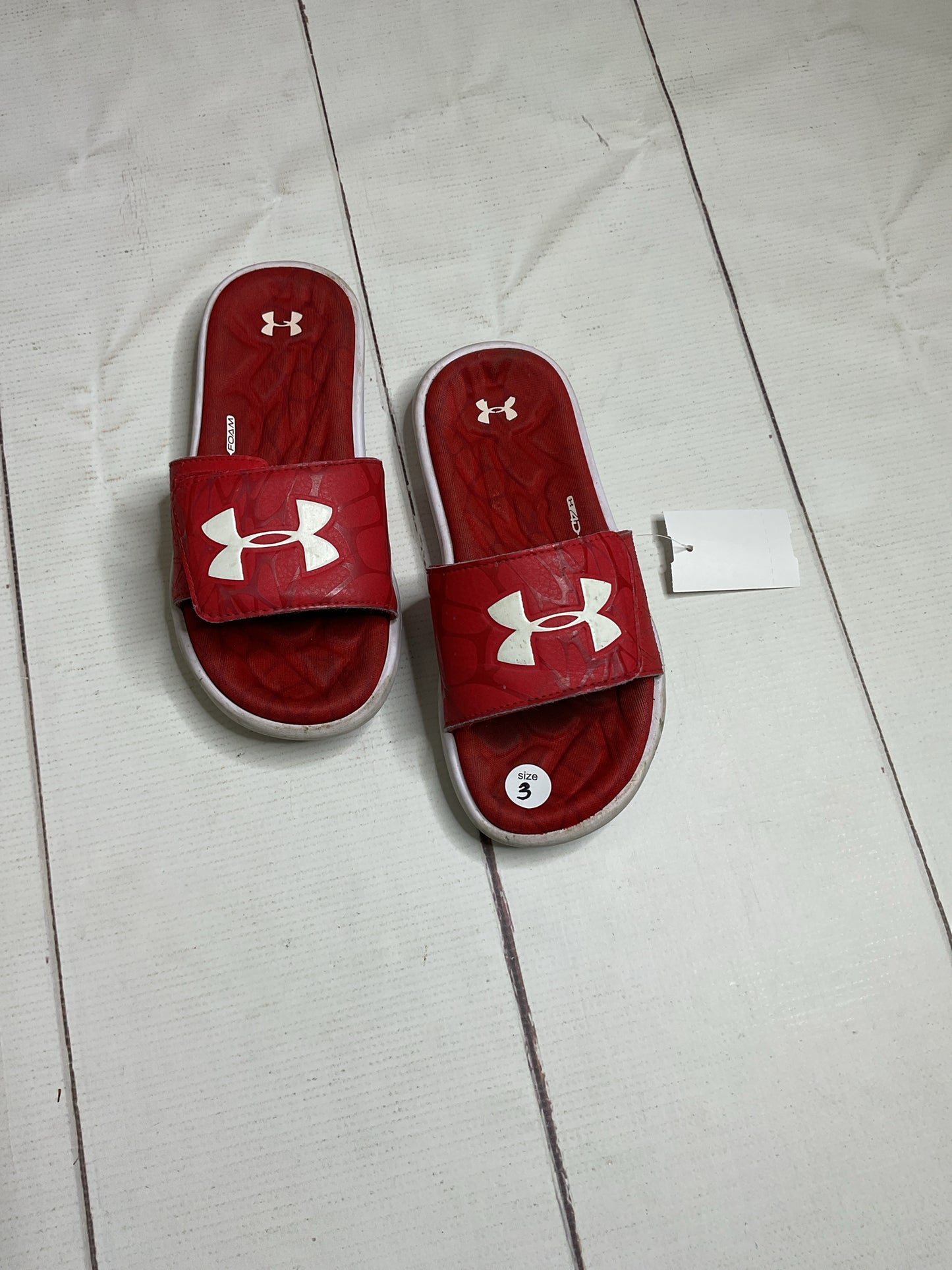 Under Armour Size 3 Slide