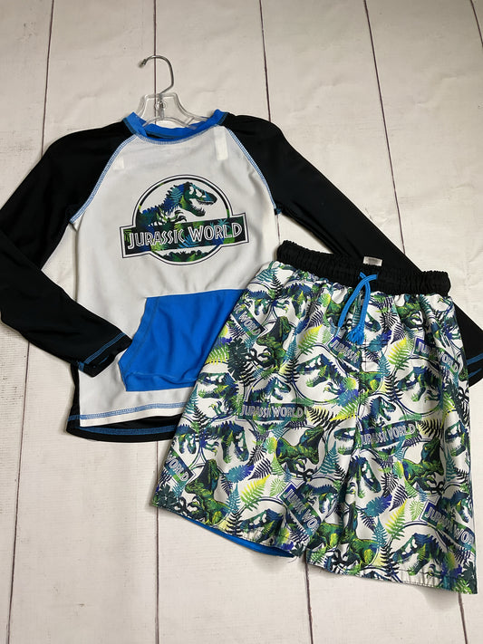 Jurassic World Size 7 Swim trunks