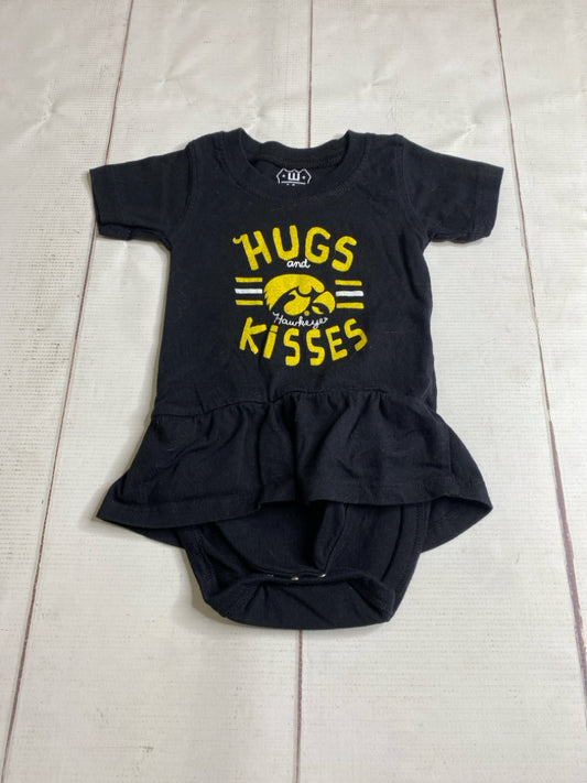 Wes & Willy Size 6M Romper