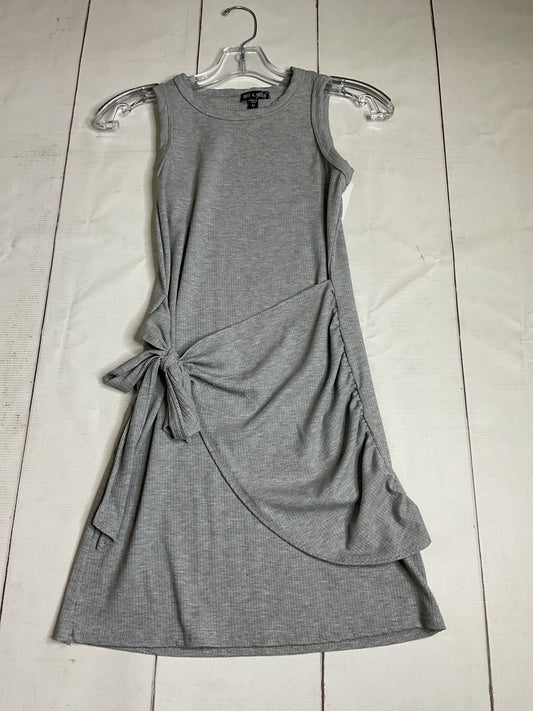 Ava & Yelly Size 12 Dress