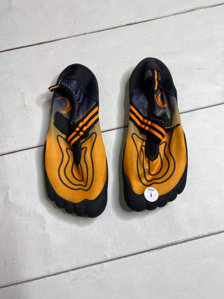 Size 1 Water Shoes