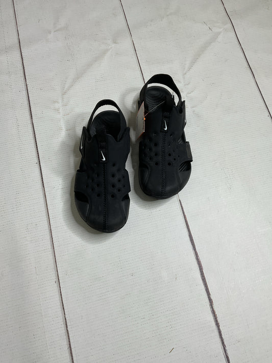 Nike Size 10 Sandals