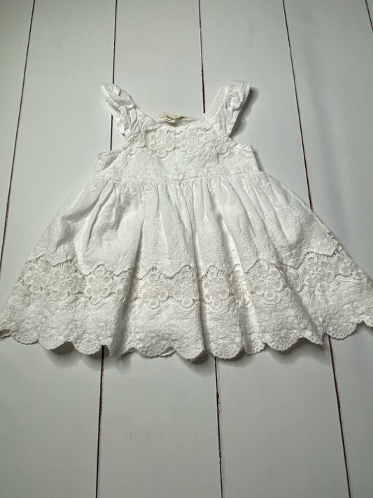 Burt's Bees Size 6/9M Dress