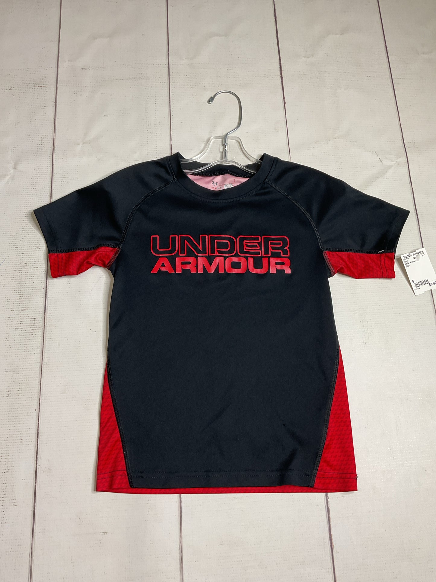 Under Armour Size 5 Tshirt