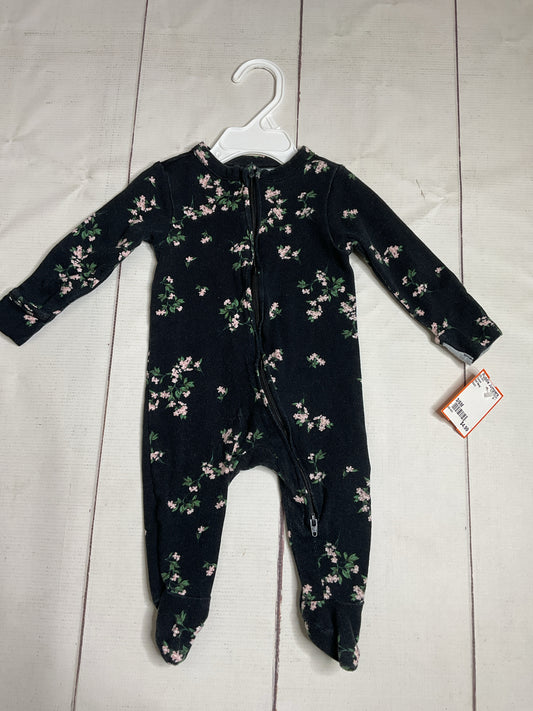 Old Navy Size 3/6M Sleeper