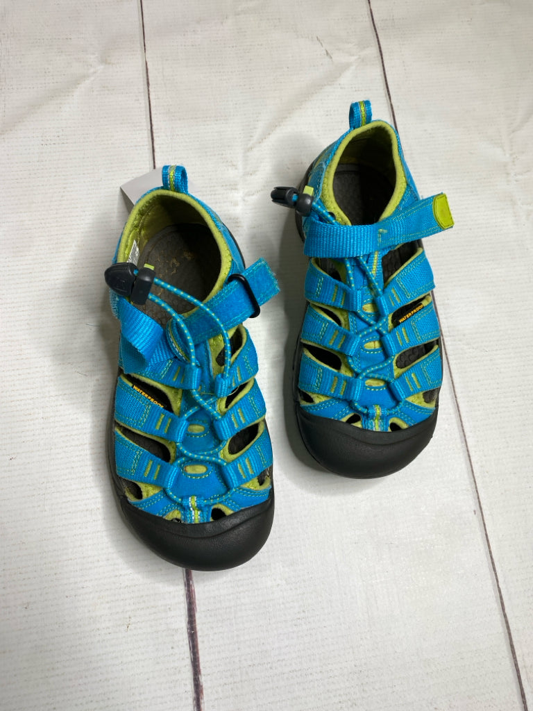 Keen Size 1 Sandals