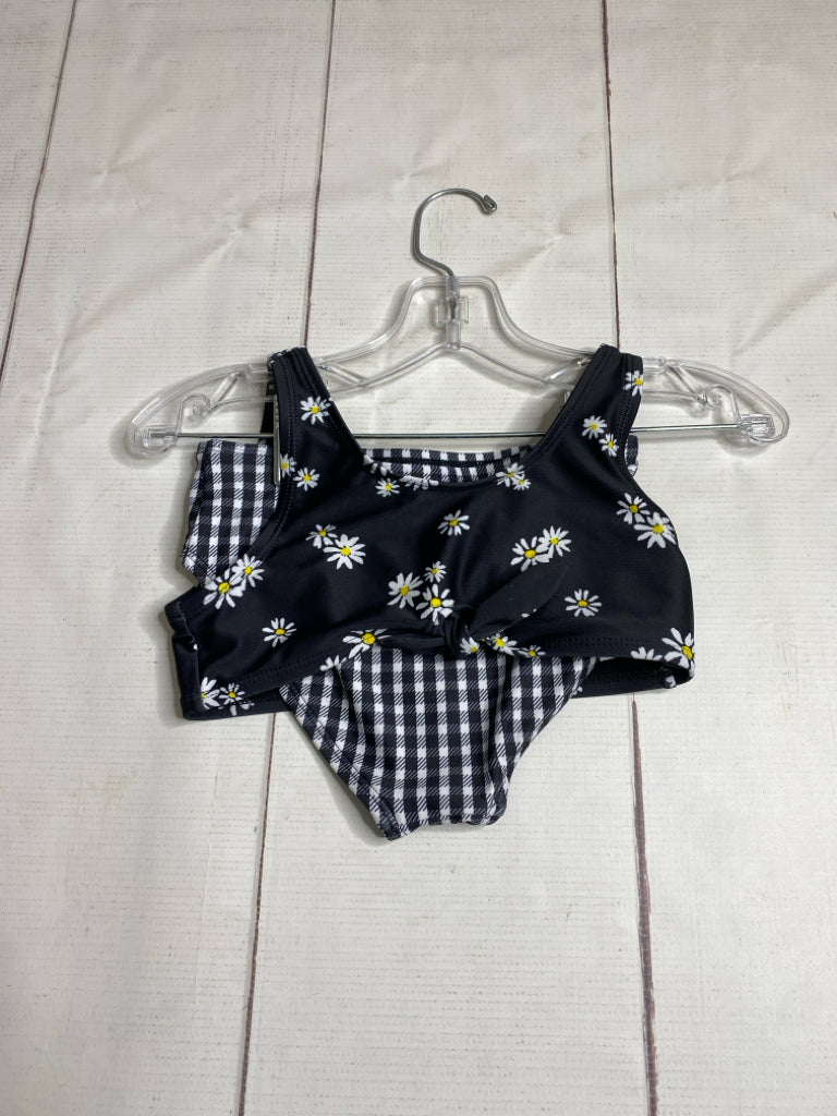 Old Navy Size 6/7 Swimsuit