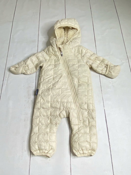 North Face Size 3/6M Snowsuit