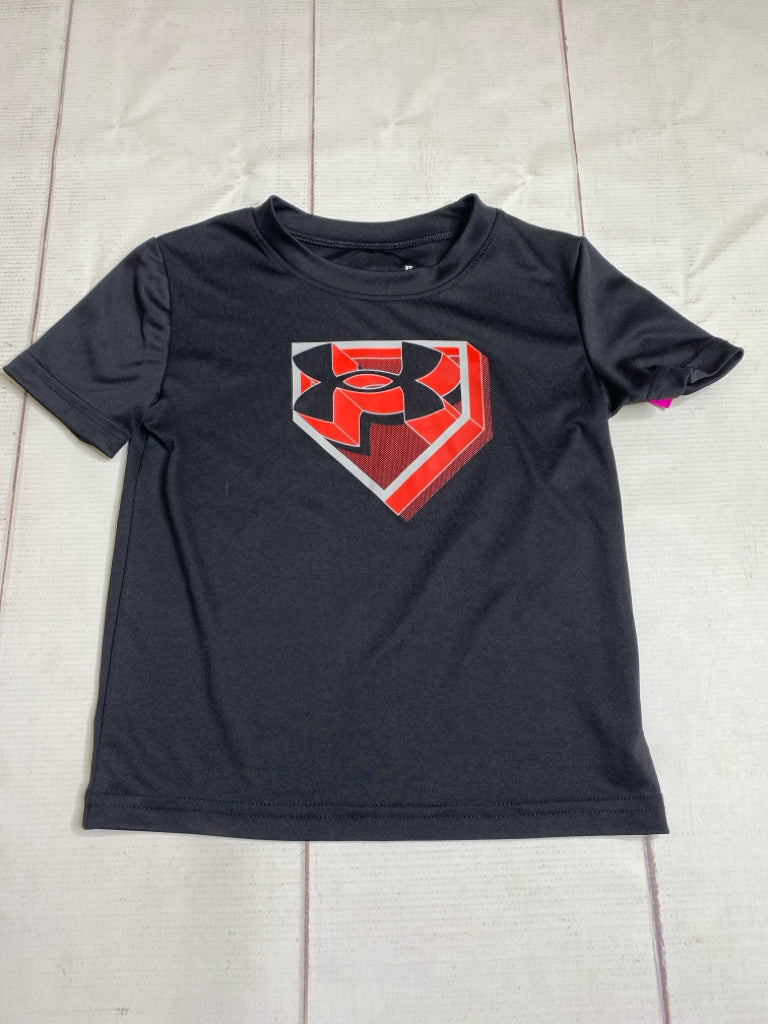 Under Armour Size 3 Tshirt