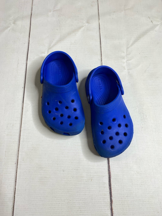 Crocs Size 10 Sandals