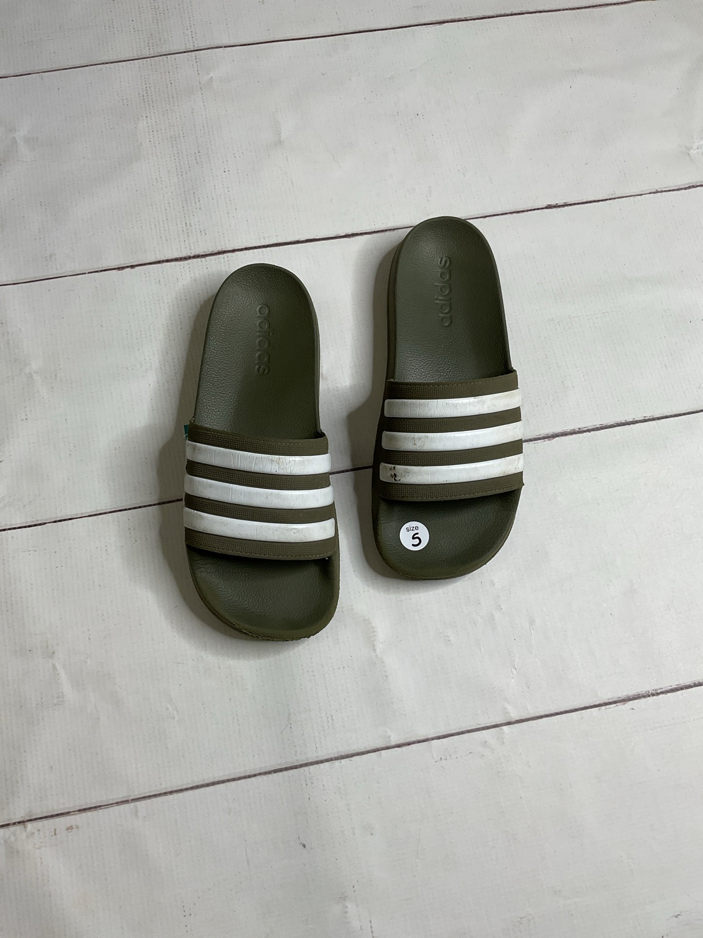 Adidas Size 5 Slide