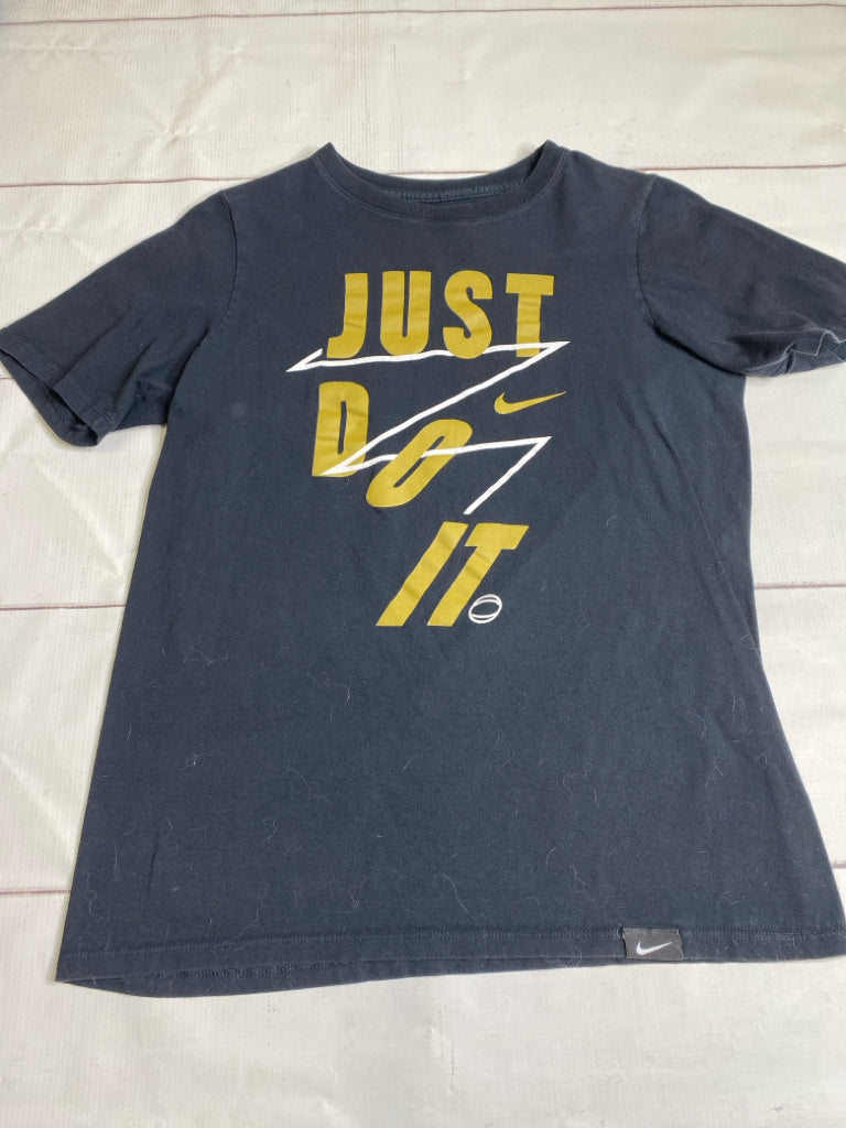 Nike Size 18 Tshirt