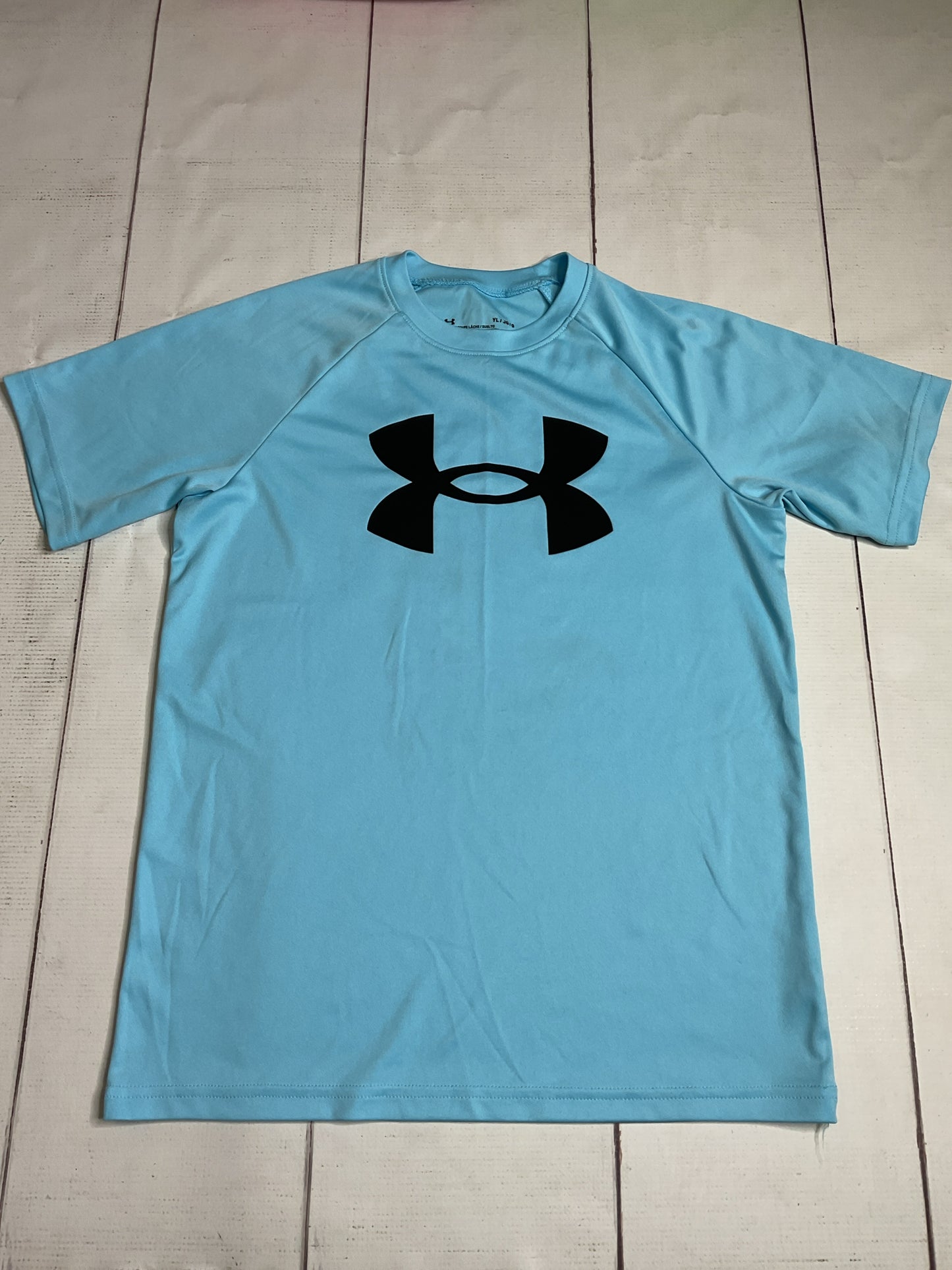 Under Armour Size 14 Tshirt