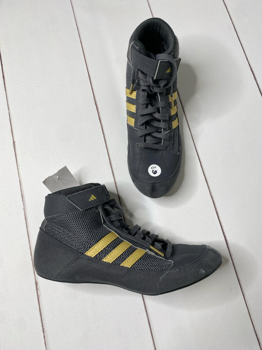 Adidas Size 6 Wrestling Shoes