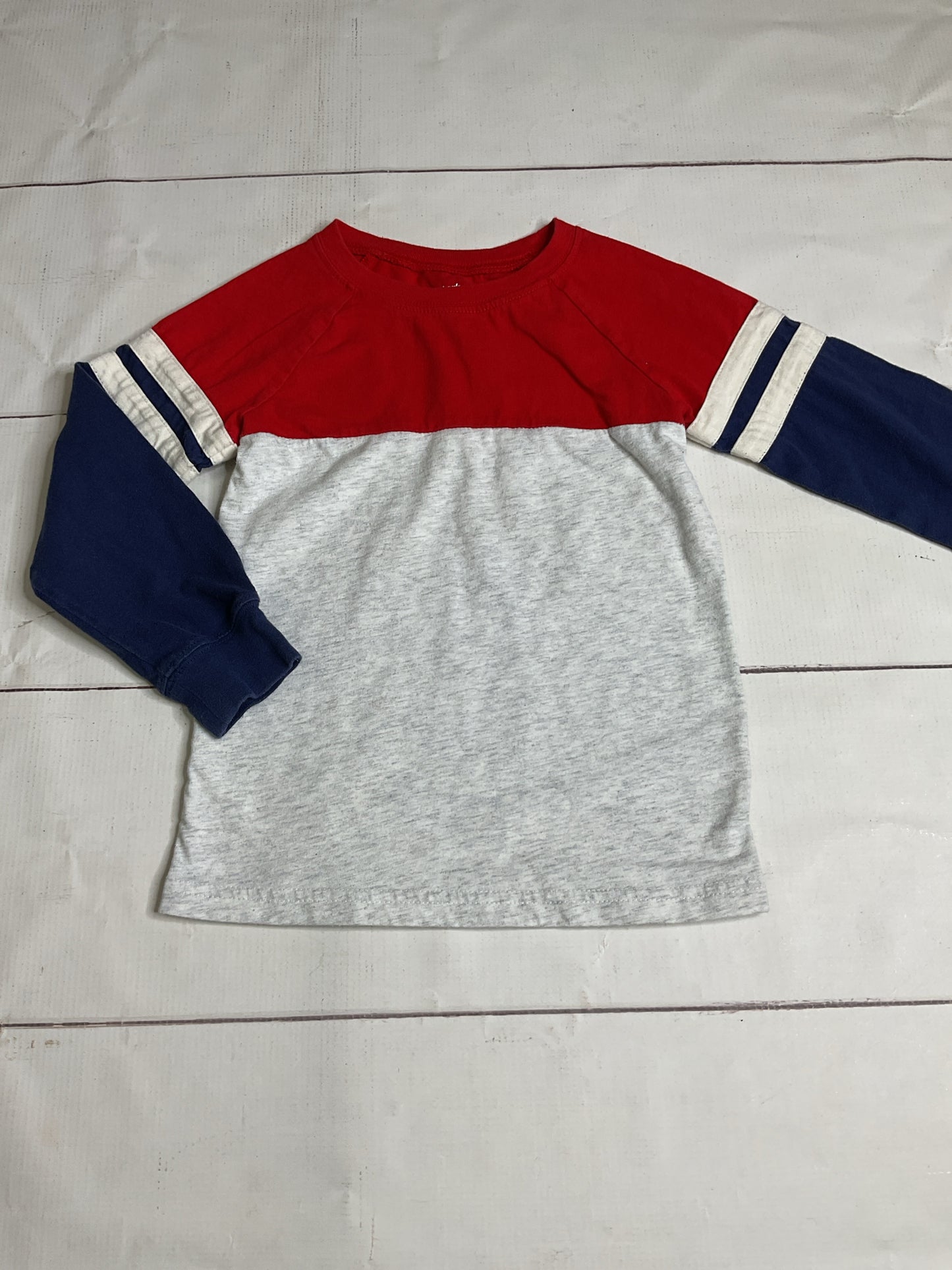 Carter's Size 5 Long Sleeve Tshirt