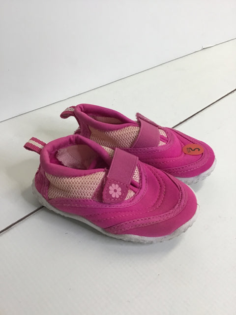 Koala Kids Size 5 Water Shoes