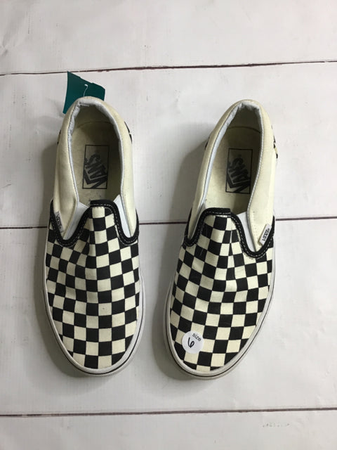 Checkered vans hotsell size 6